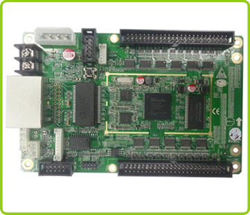 صفحه نمایش تبلیغاتی LED دیجیتال موبایل تریلر P6 در فضای باز با عملکرد SDK برای خرده فروشان و آژانس های OEM 2